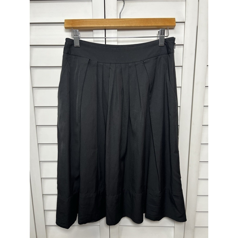 Talbots Pleated A-Line Skirt Preppy Minimalist Women's Size 4 Black